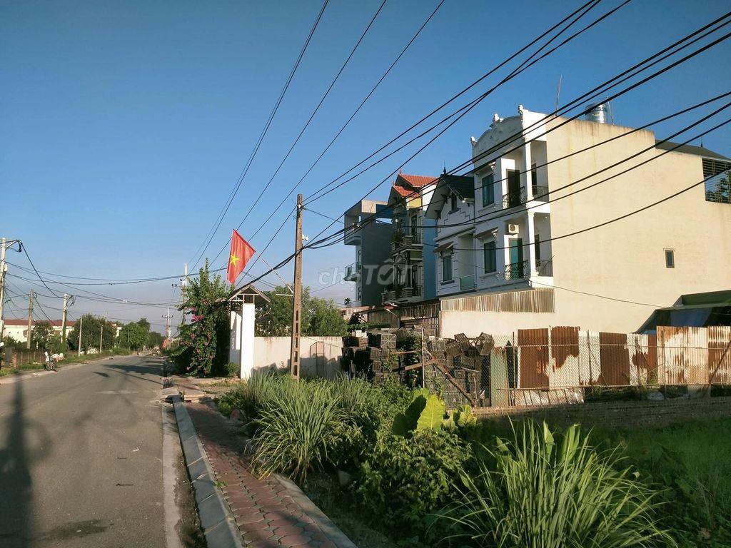 Bán đất đấu giá xã Thượng Vực, mặt đường liên xã, kinh doanh...