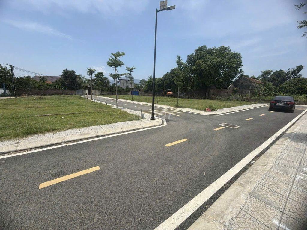 loanh quanh hơn 2 tỷ đất đẹp Thủy Xuân , Chương Mỹ , Hà Nội