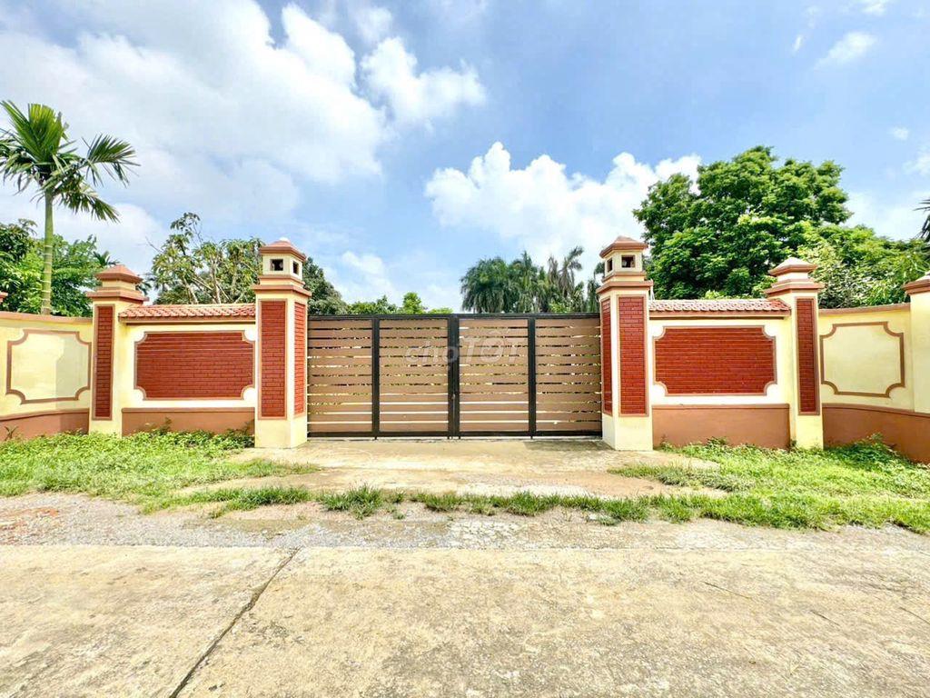 Đất đẹp khuôn viên nhà vườn suối sếu - nhuận trạch - lương sơn