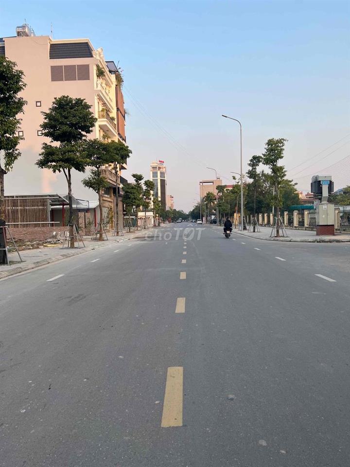 bán lô trục chính đường phúc lộc