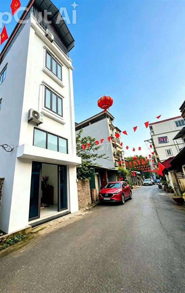 🍀 💎 🌹Chủ cần  bán gấp nhà đẹp Nguyễn Văn Linh Thạch Bàn Hà Nội