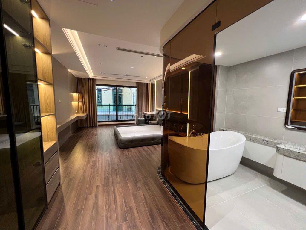 Siêu phẩm mặt phố Ngọc Lâm Long Biên Hà Nội