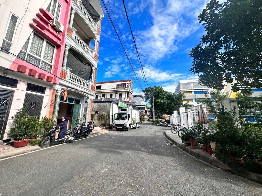Lô đất đẹp tại Đức Giang Long Biên Hà Nội