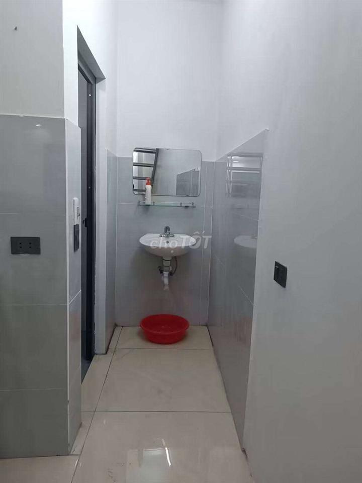 Cho thuê phòng gần cầu Nhật Tân