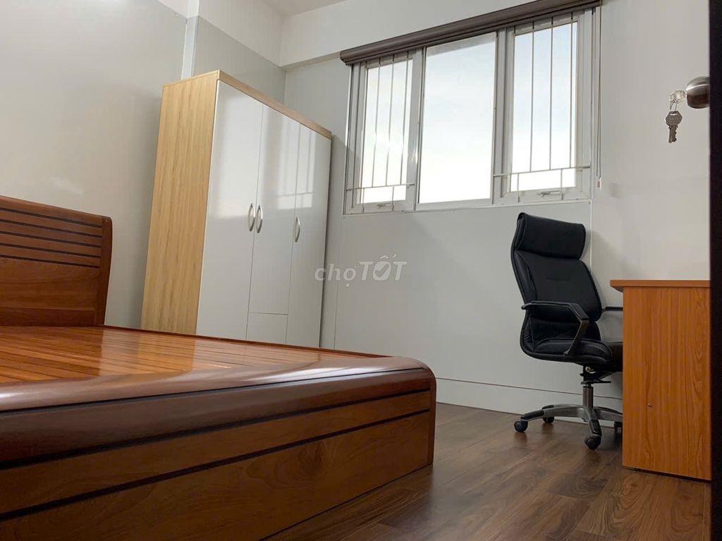 bán căn hộ chung cư CT2A Hoàng Cầu sổ đỏ 58m giá 5,8 tỷ