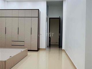 Nhà đẹp 7 tầng phố Thịnh Hào giá rẻ bất ngờ