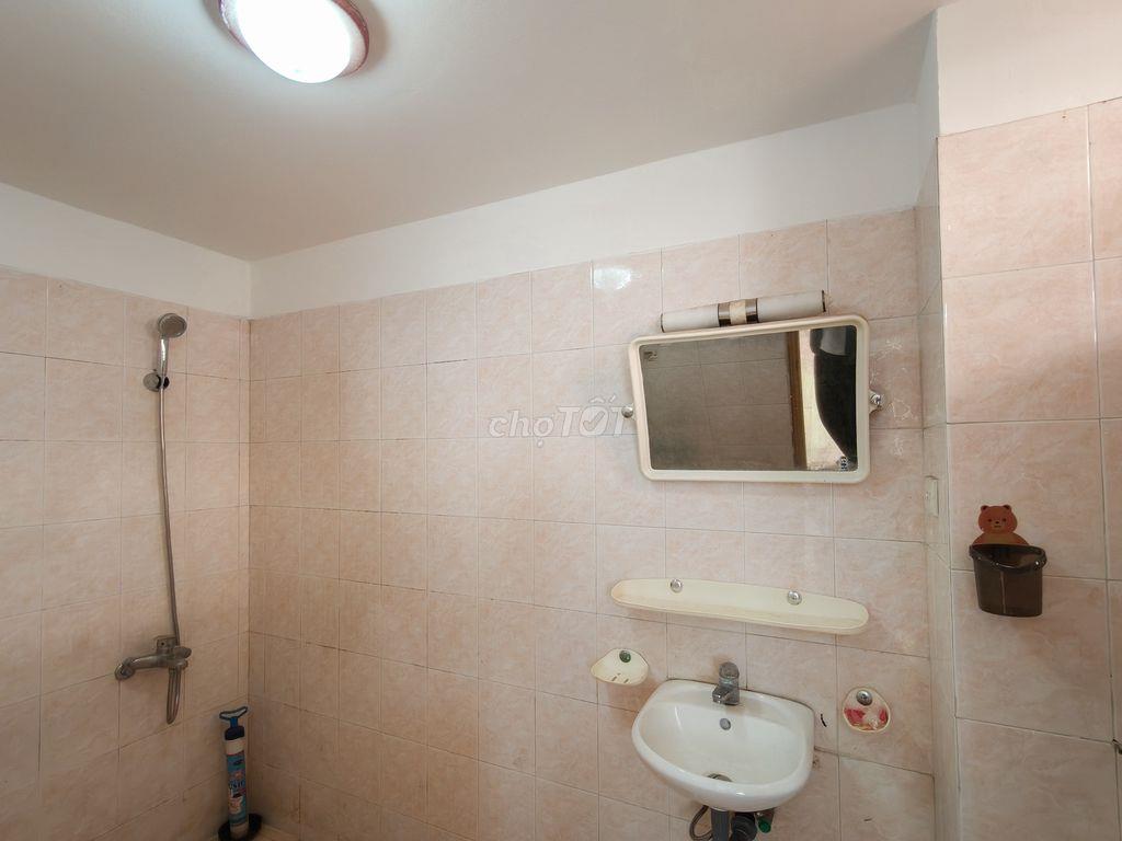 Bán căn hộ chung cư 90m2, 3PN, 2WC, Chung cư B7 Kim Liên