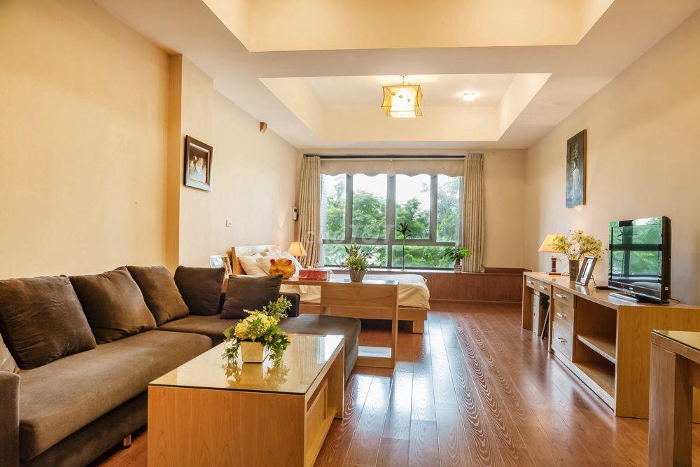 Cho Thuê Căn Hộ Dịch Vụ Studio 70m2 View Hồ Ba Mẫu, Đống Đa, Hà Nội