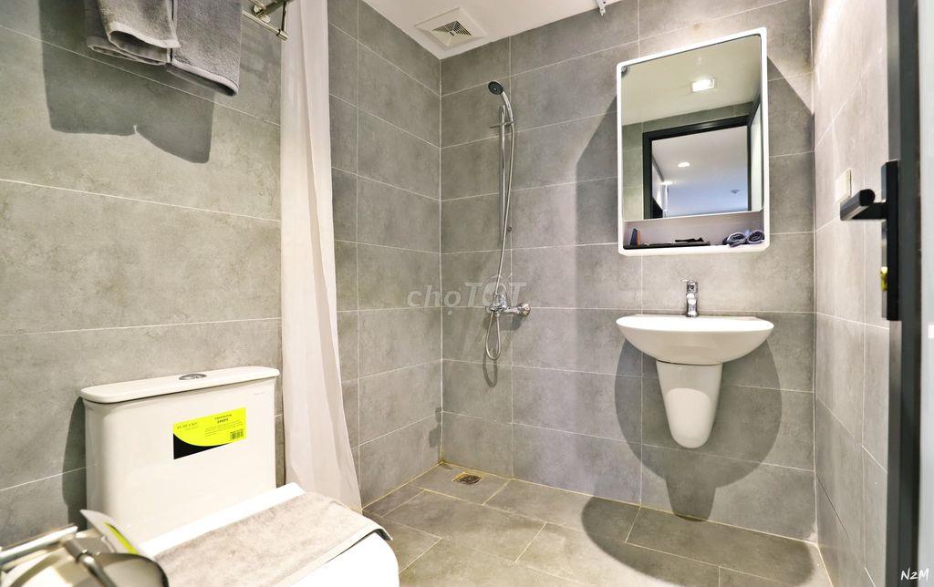 Cho Thuê Căn Hộ Dịch Vụ Studio Cao Cấp 30m² Âu Cơ Tây Hồ Hà Nội