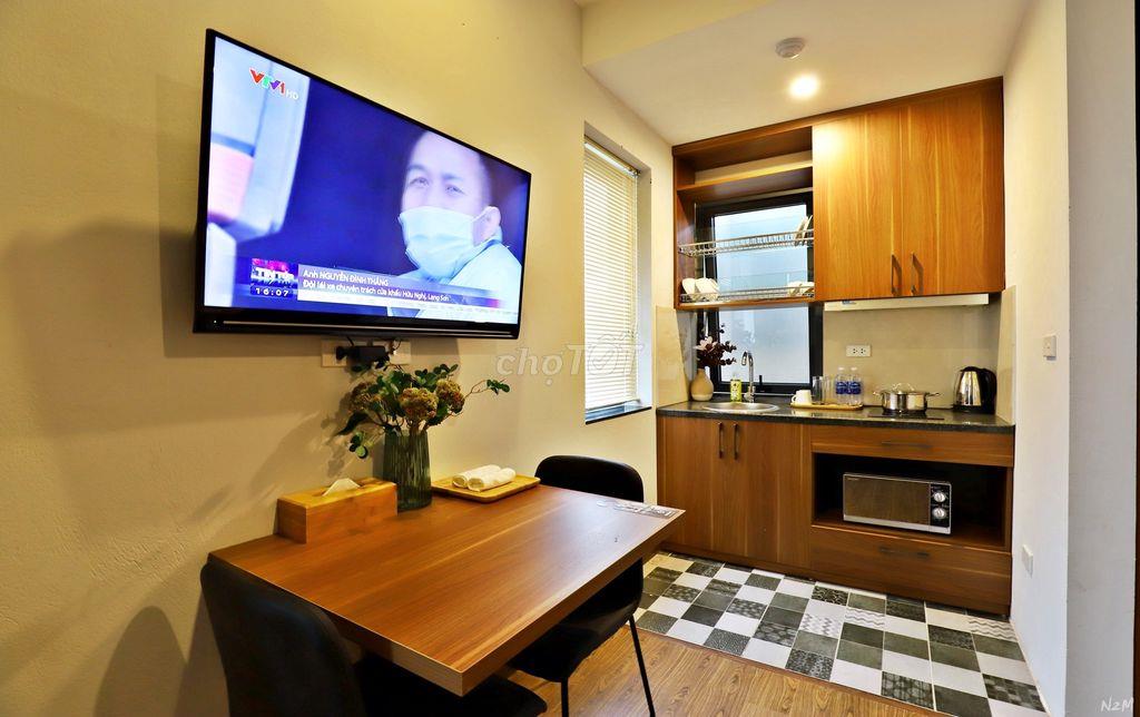 Cho Thuê Căn Hộ Dịch Vụ Studio Cao Cấp 40m² Âu Cơ Tây Hồ Hà Nội