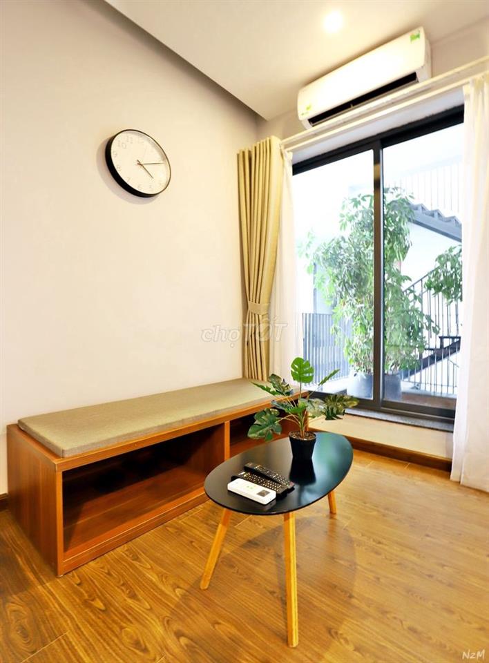 Cho Thuê Căn Hộ Dịch Vụ Studio Cao Cấp 40m² Âu Cơ Tây Hồ Hà Nội