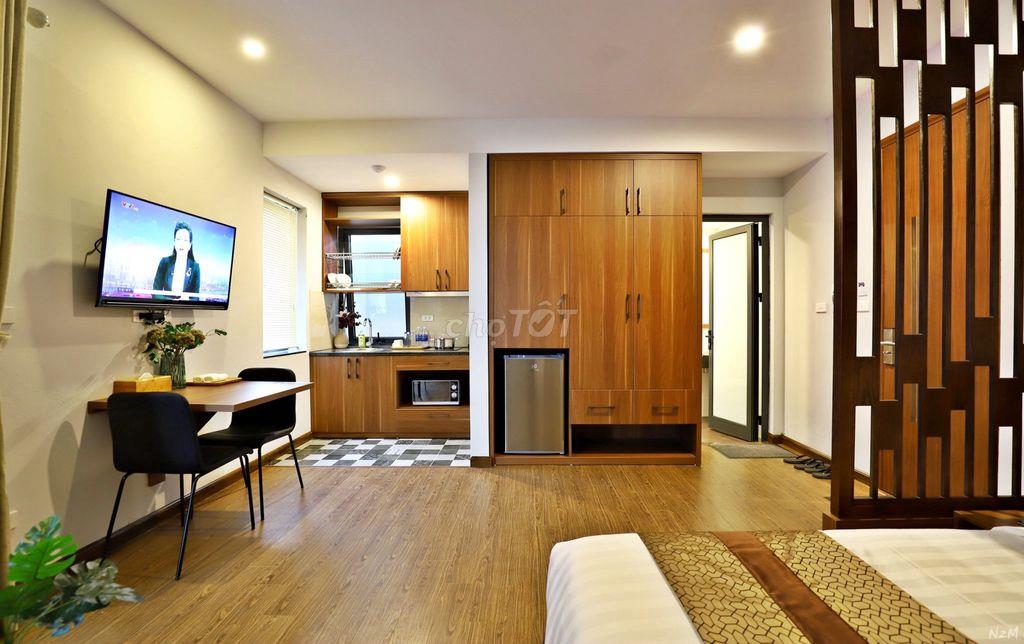 Cho Thuê Căn Hộ Dịch Vụ Studio Cao Cấp 40m² Âu Cơ Tây Hồ Hà Nội