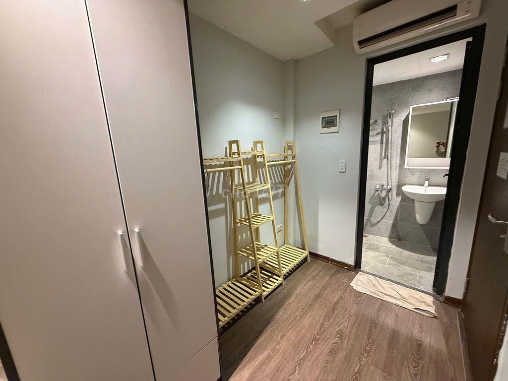 Cho Thuê Căn Hộ Dịch Vụ Cao Cấp 1 Ngủ 1 Khách 50m² Âu Cơ Tây Hồ Hà Nội