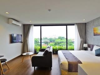 Cho Thuê Căn Hộ Dịch Vụ Studio Cao Cấp 35m² Âu Cơ Tây Hồ Hà Nội