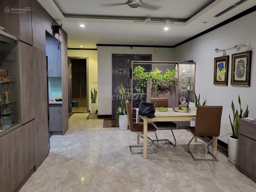 Bán Căn Hộ SỔ ĐỎ  95 m2, 3PN, 2WC tại đường Phạm Hùng, giá 6,8 tỷ.