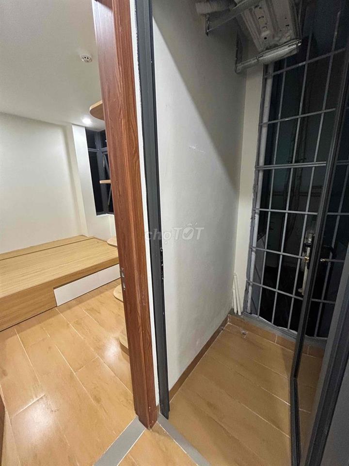 Cho thuê căn hộ 2 ngủ 2 wc 1 bếp, khách