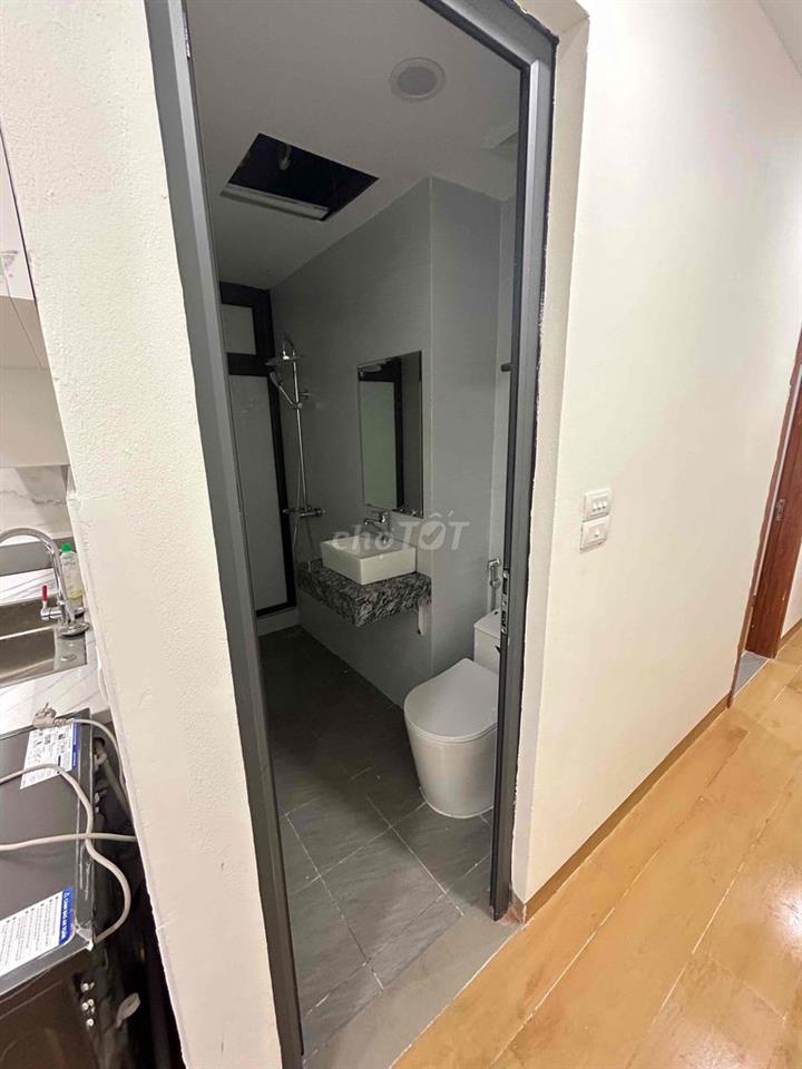 Cho thuê căn hộ 2 ngủ 2 wc 1 bếp, khách