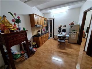 Cho thuê  ccmn căn góc thoáng đẹp 2 phòng ngủ tầng 5