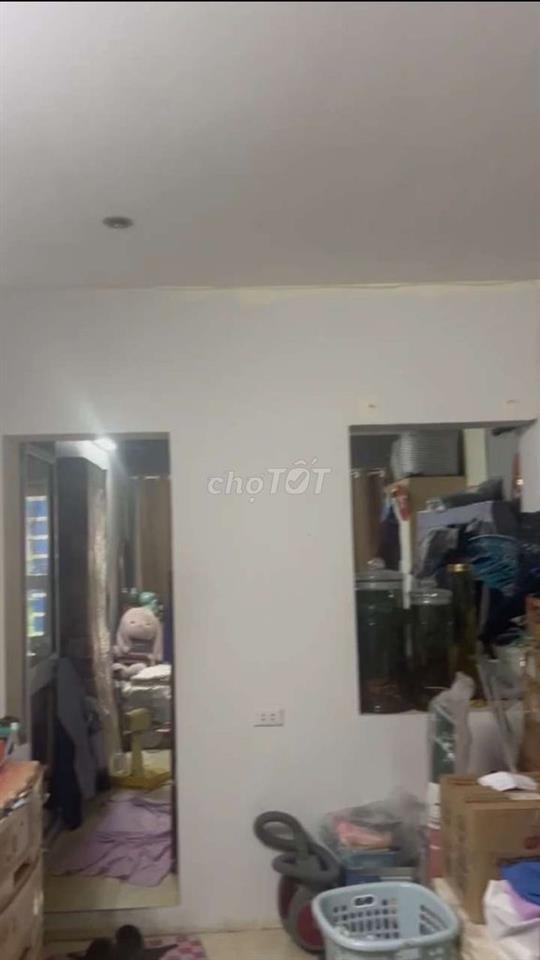 Cho thuê căn hộ C12 tập thể Kim Liên