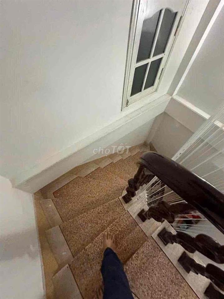 HIẾM! Nhà Hai Bà Trưng 35m² x 4T - 10m Ra Ô Tô - Nhà Dân Xây Chắc