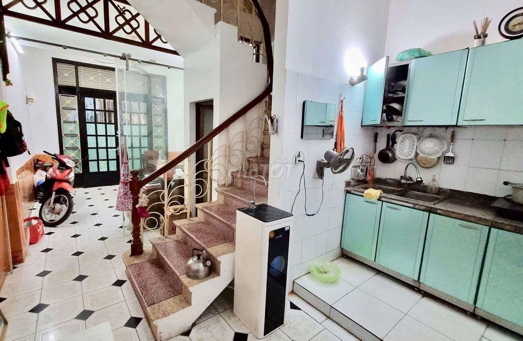 Cho thuê nhà nguyên căn 4 tầng 40m2