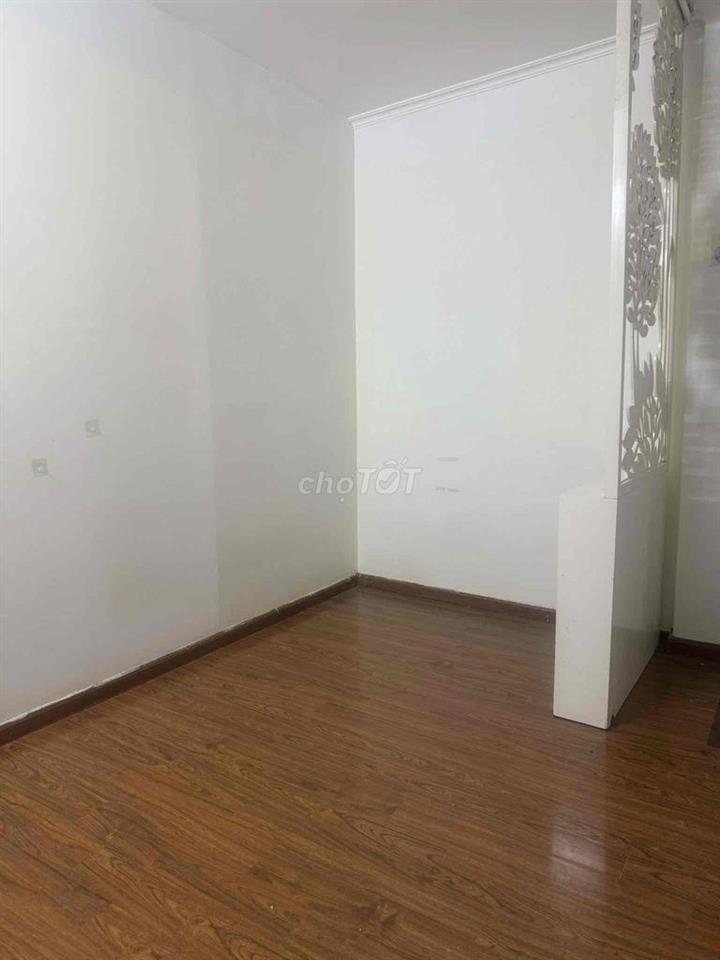 Cho thuê nhà ngõ Lương Sử C