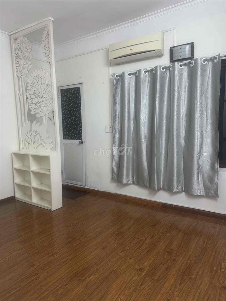 Cho thuê nhà ngõ Lương Sử C