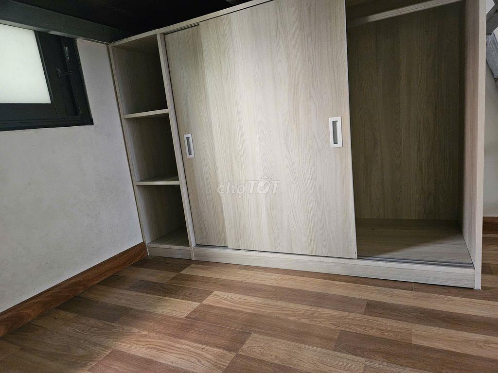 Cho thuê nhà 2 tầng gần trường, chợ, phố ngõ to