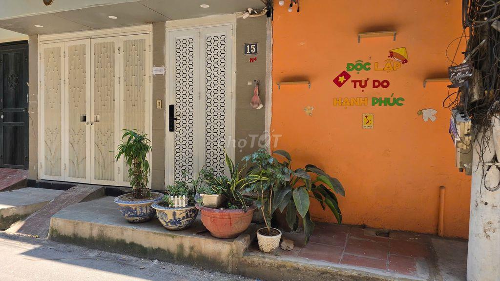 Cho thuê mặt bằng vừa ở vừa kinh doanh gần hồ Hoàng Cầu