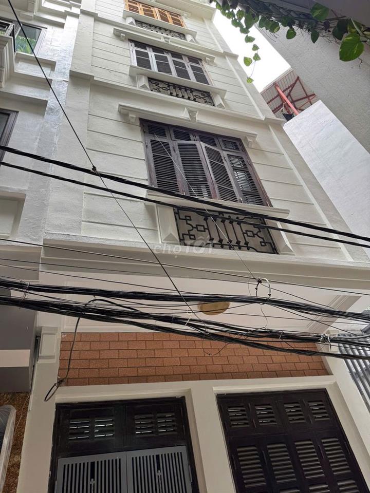 Thuê nhà 5 tầng, 32m2, ngõ rộng, mặt tiền 7m, phù hợp kinh doanh