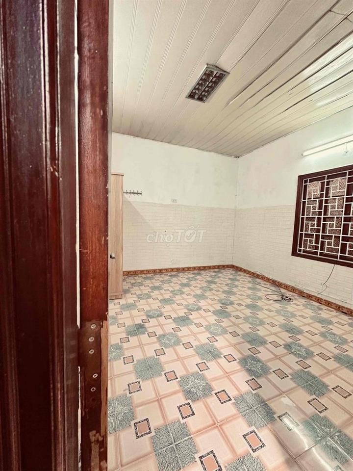 Chính chủ cho thuê nhà nguyên căn tại Ngõ Văn Hương- Đống Đa- HN