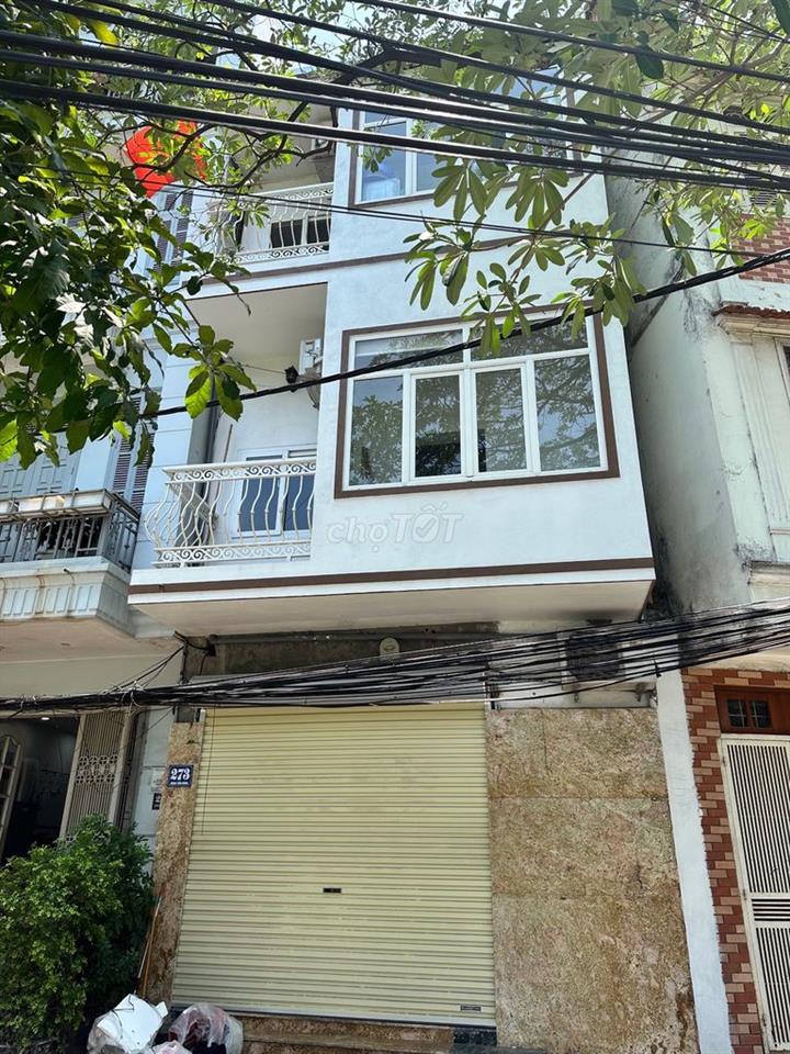 Cho thuê nhà mặt hồ Hoàng Cầu