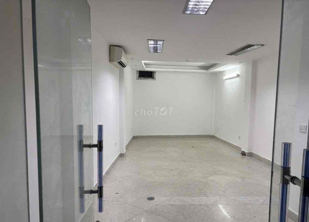 Cho thuê VP/MBKD tầng 1+2 Pháo Đài Láng