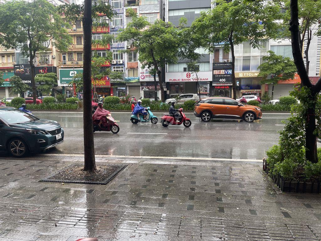 CHO THUÊ CỬA HÀNG MẶT PHỐ XÃ ĐÀN