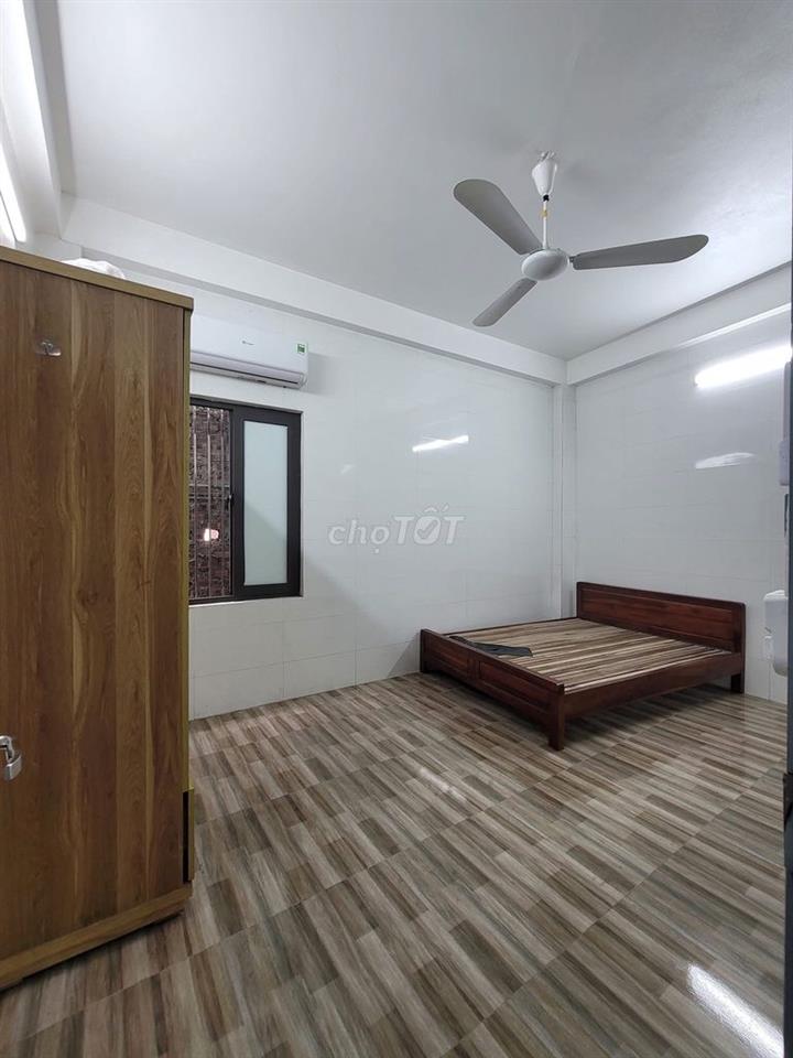 Cho Thuê phòng trong nhà 6 Tầng tại 1194/99 láng (
