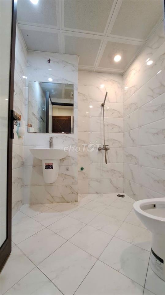 CHO THUÊ PHÒNG RỘNG ĐẸP - NGÕ 40 TẠ QUANG BỬU - KHU BÁCH KHOA