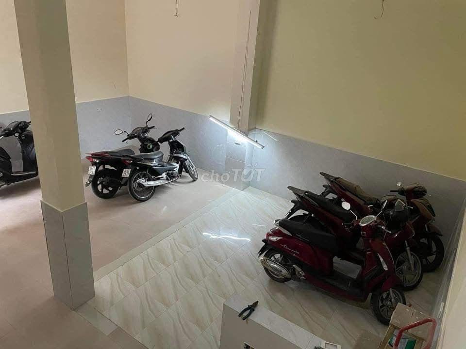 Phòng khép kín ngõ 252 Tây Sơn và ngõ 10 Tôn Thất Tùng