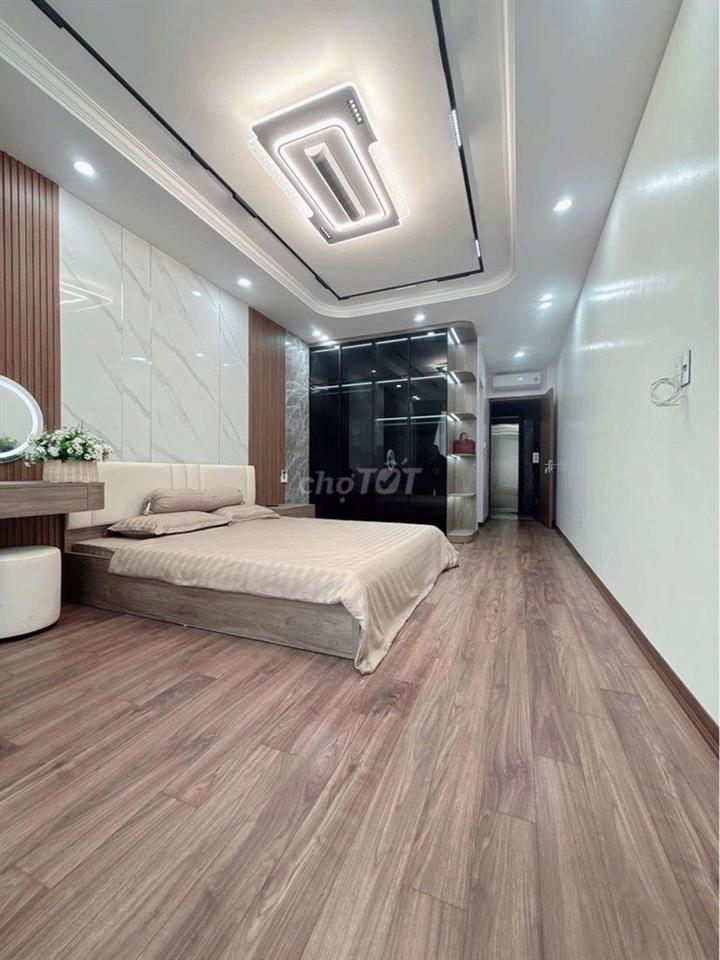 9,X TỶ NHÀ 6 TẦNG THANG MÁY 45M² GARA ÔTÔ CẠNH CHUNG CƯ QUÂN ĐỘI