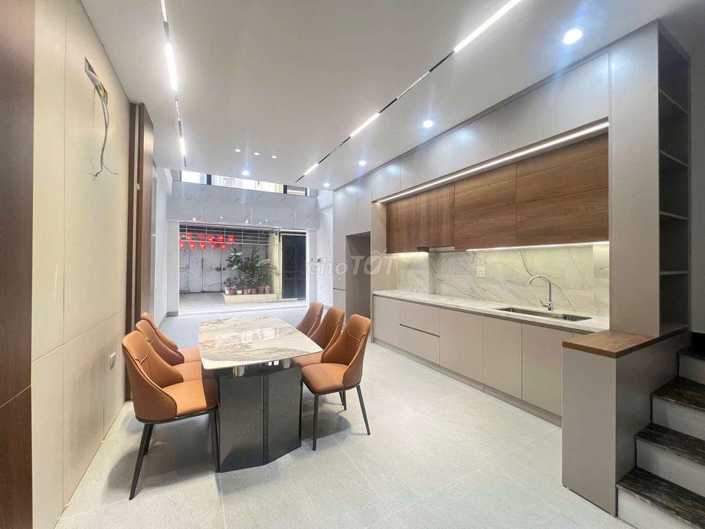 BÁN NHÀ LONG BIÊN GẦN AEON 6 TẦNG 50M² FULL NỘI THẤT GARA GIÁ ĐẦU TƯ