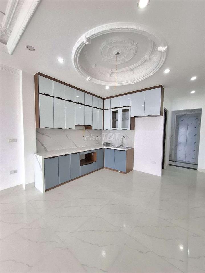 BÁN NHÀ 6 TẦNG THANG MÁY 60M² VIEW HỒ THOÁNG MÁT Ô TÔ ĐỖ CỬA NGÀY ĐÊM