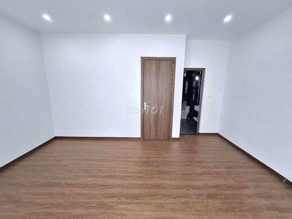 🏡6 TẦNG THANG MÁY – Ô TÔ ĐỖ CỬA – CẠNH THPT THẠCH BÀN – GIÁ 7,x TỶ