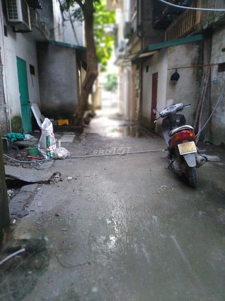 Bán nhà mặt chợ Tổ dân phố Cơ khí Yên Viên, Phù Đổng, 60m² giá 10,6 tỷ