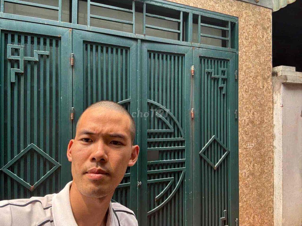 Trung tâm  Long Biên 50m2  5tầng 4phòng ngủ 7.5 tỷ