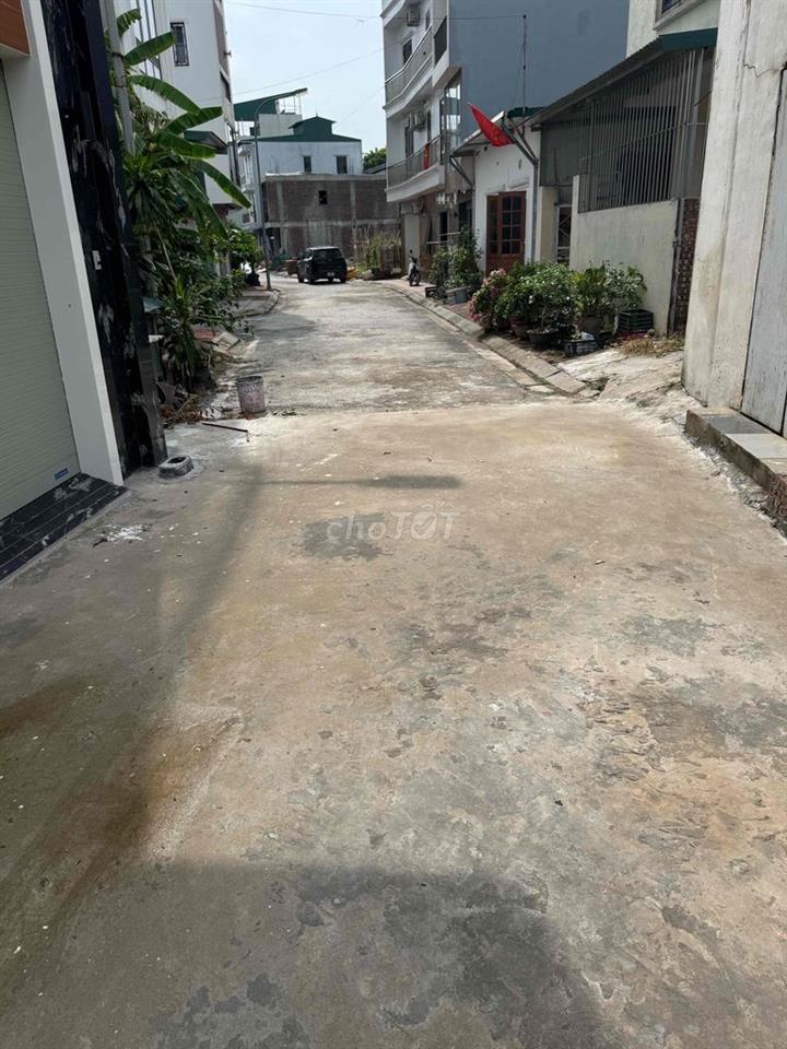 bán  đất phân lô Cự Khối ô tô vào tận đất giá 6.25 tỷ