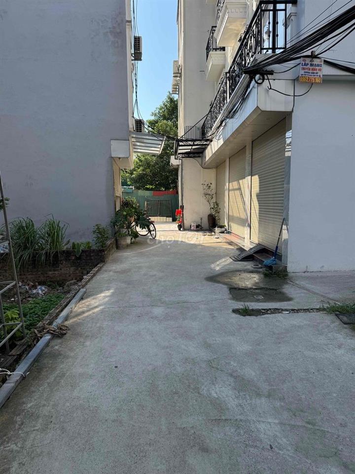 Bán nhà 5 tầng Cự Khối Long Biên ô tô đỗ cửa