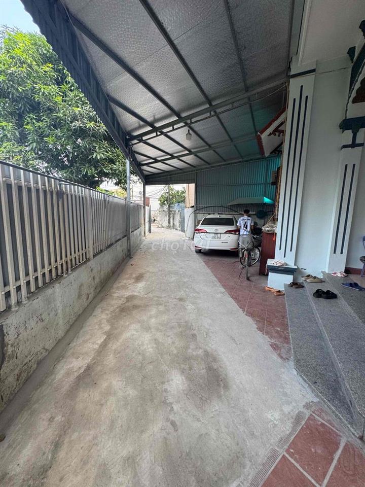 5.8 tỷ cô chú ac có căn nhà 5 tầng 3pn ô tô đỗ cửa