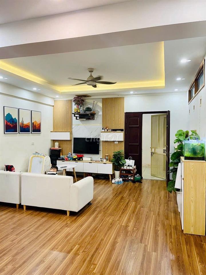 Bán căn hộ chung cư CT6 Khu đô thị Văn Khê 3 ngủ 2 wc
