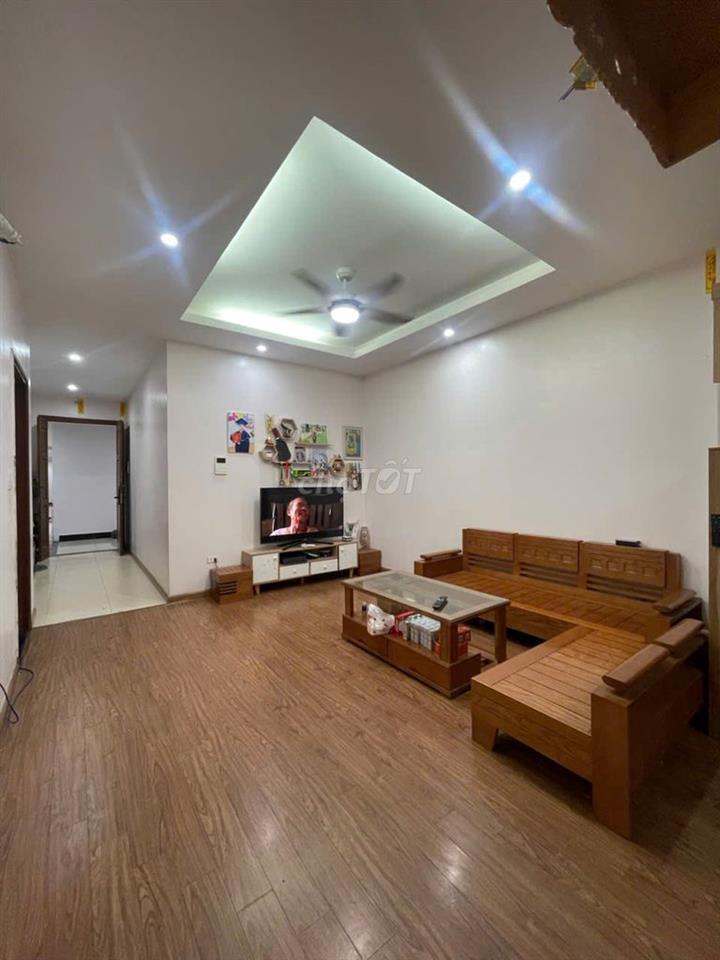 Nhà chính chủ