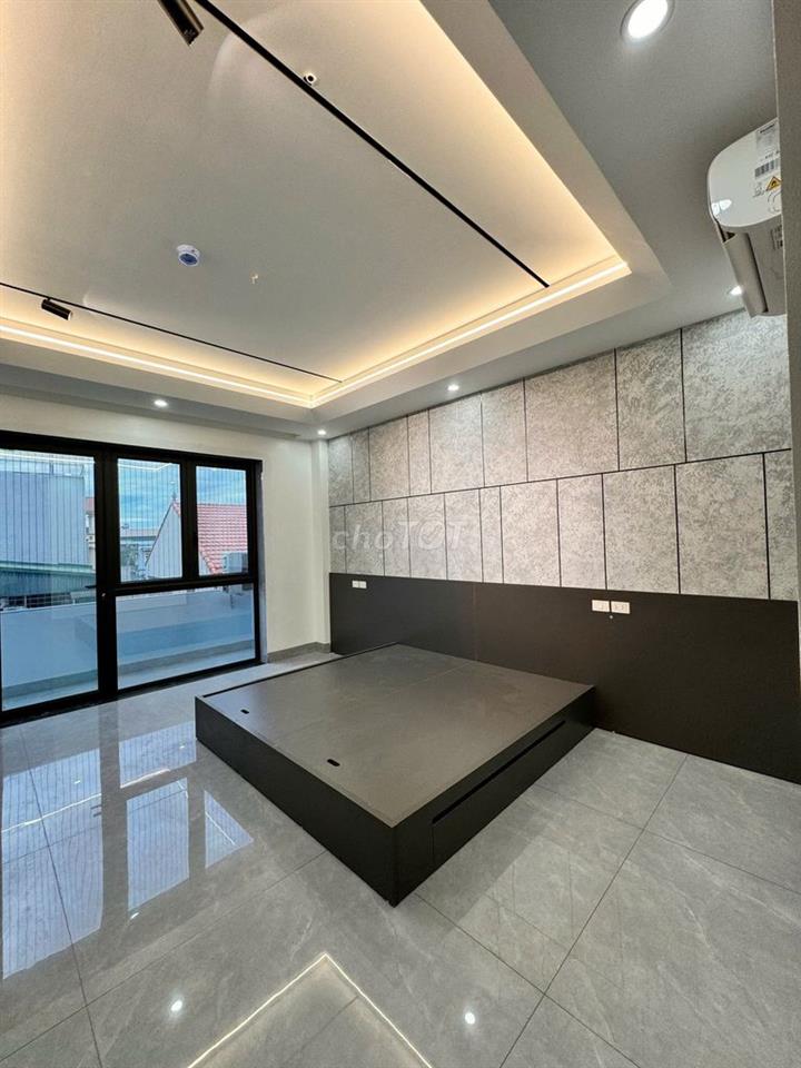 Chính chủ cho thuê phòng Full nội thất gần ĐH Đại Nam, có ban công