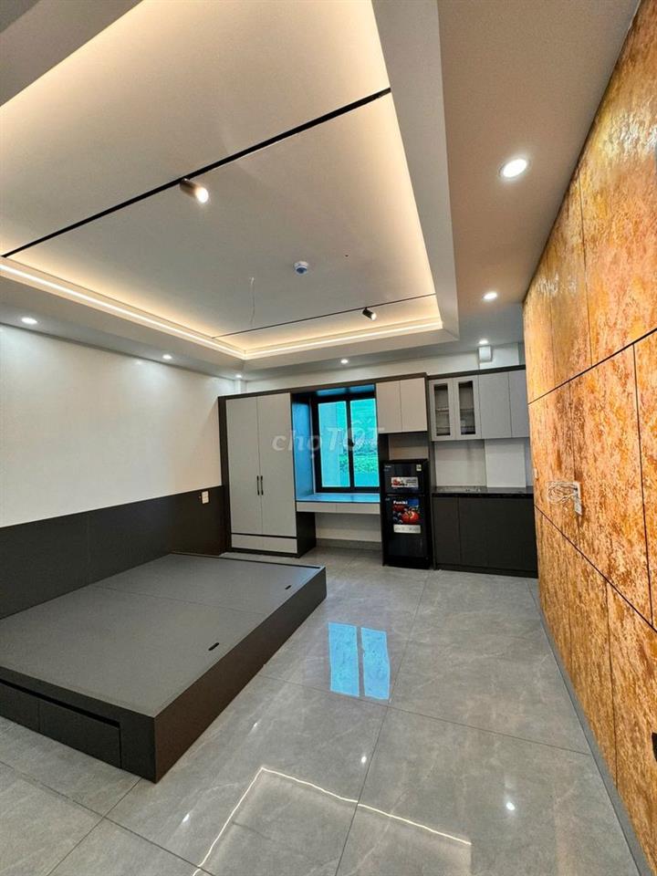 Chính chủ cho thuê phòng Full nội thất gần ĐH Đại Nam, có ban công